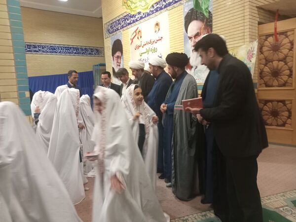 جشن روزه اولی‌های شهر راز