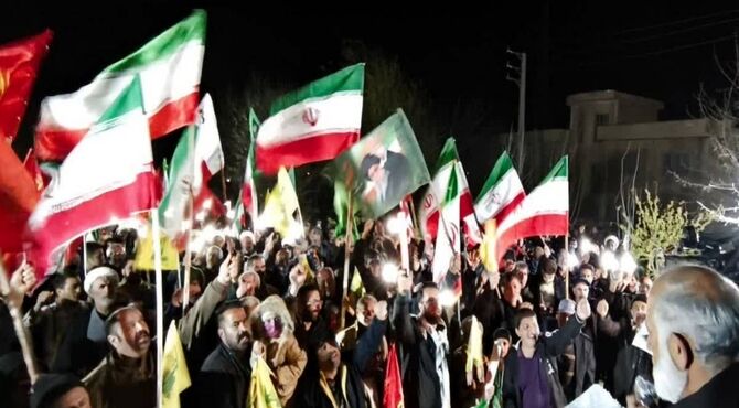 همبستگی مردم کیار با رهبر انقلاب اسلامی