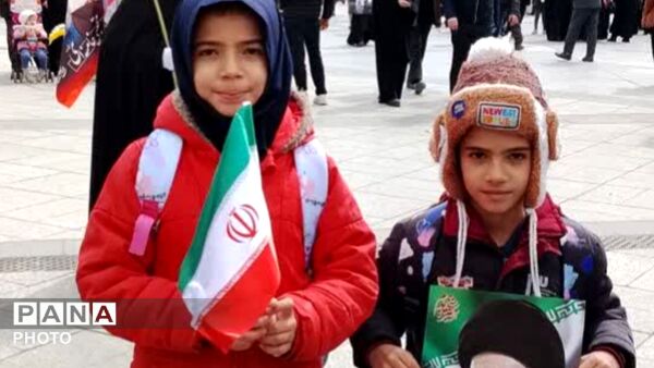 خروش مردمان مشهدی در راهپیمایی حماسی روز قدس 