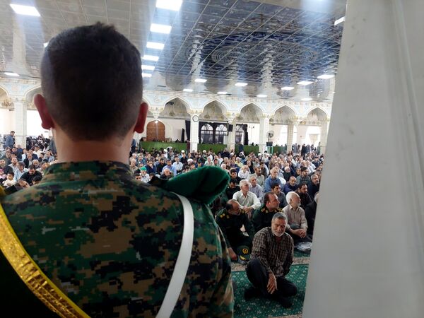 برگزاری نماز جمعه در کاشمر 