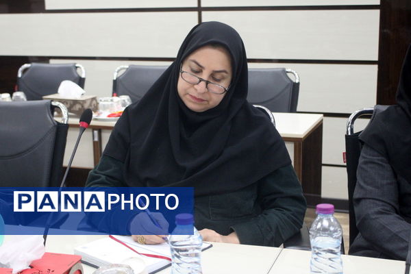 نشست شورای برنامه‌ریزی و نظارت تعلیم و تربیت کودک آموزش و پرورش استان بوشهر