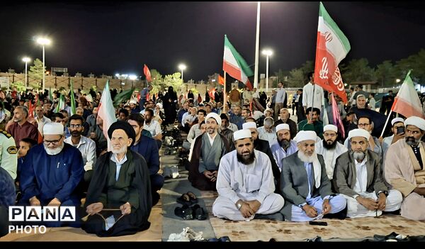جشن میلاد پیامبر گرامی اسلام و هفته وحدت در میدان اجتماعات شهرستان بیرجند