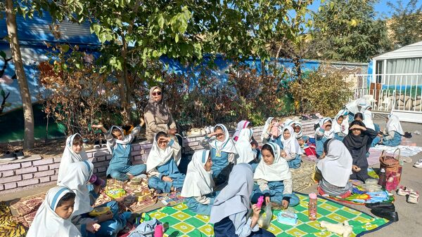 شادی و نشاط در روز جهانی کودک در دبستان لطیفه 