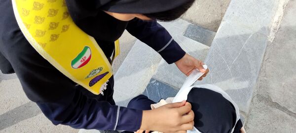 مانور زلزله در دبیرستان هاشمی نژاد