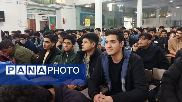 برگزاری جشن روز جوان و آغاز دهه فجر در دبیرستان شاهد ابوذر غفاری نیشابور 