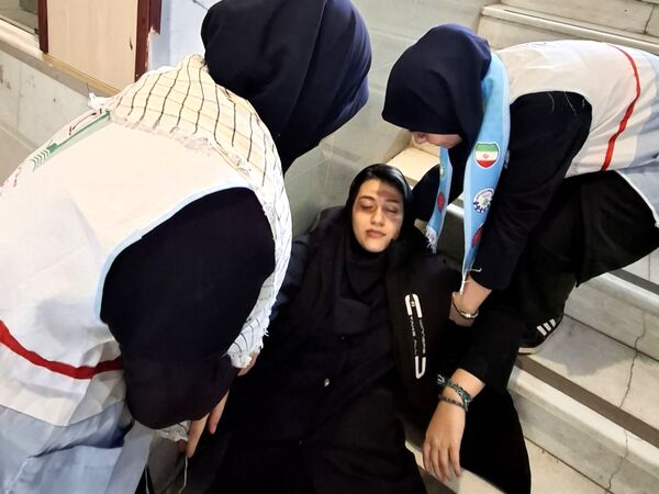 مانور زلزله در مدرسه مصلی نژاد ناحیه 6