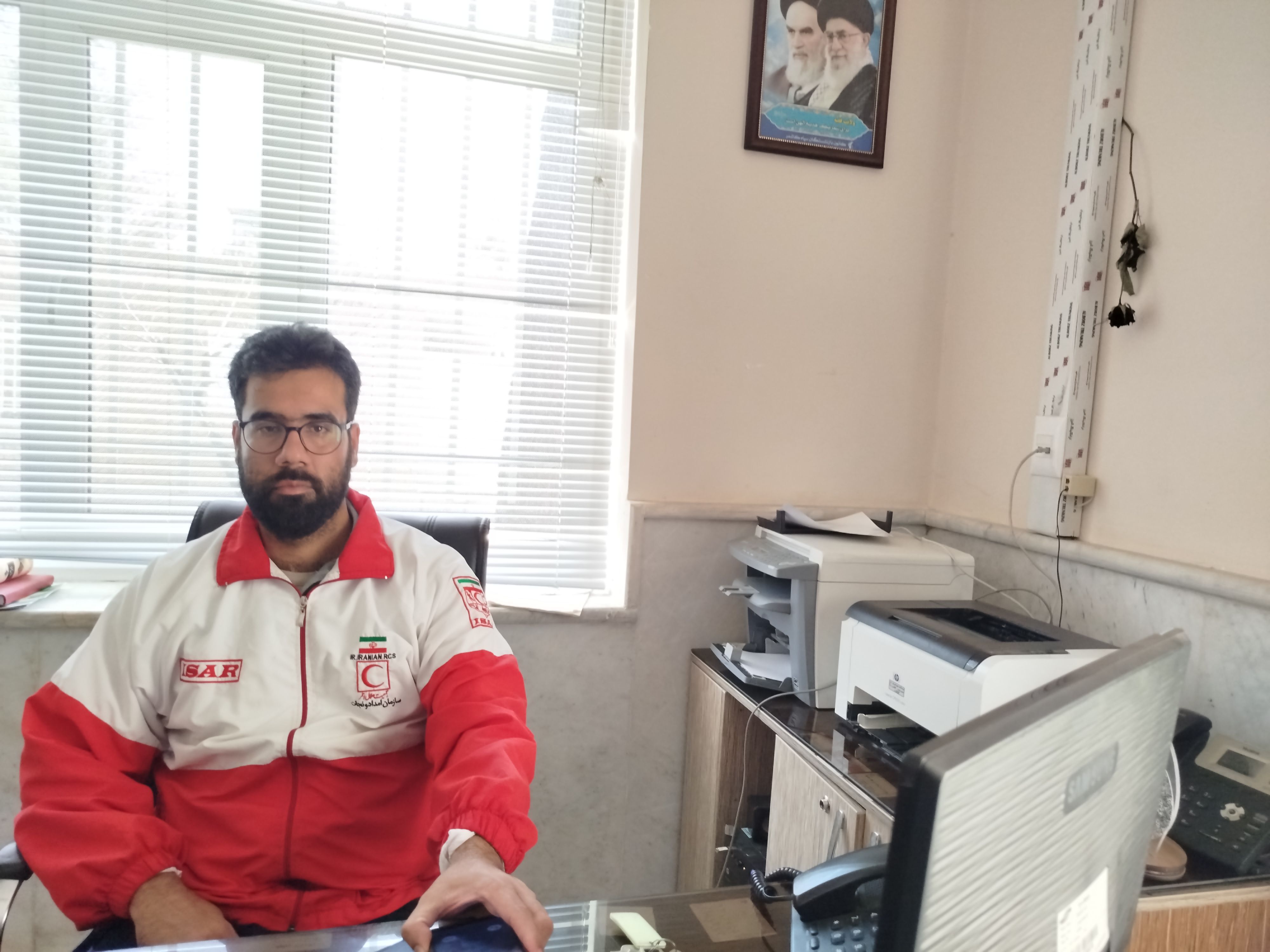 بیش از ۸۰۰ دستگاه چادر در اردوگاه‌های اضطراری کاشمر برپا شده است