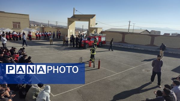 بیست‌وهفتمین مانور زلزله و ایمنی در مدارس شهرستان محلات 