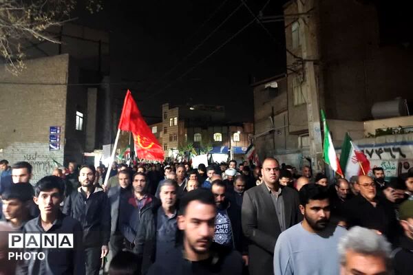 تجمع مردمی شهر صباشهر برای حمایت از رزمندگان اسلام