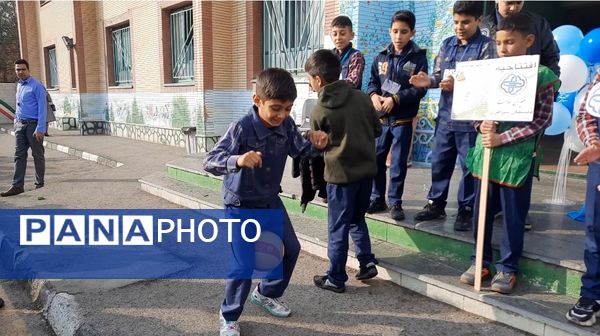 افتتاحیه سفیران سلامت در دبستان سرافراز ناحیه۷ مشهد 