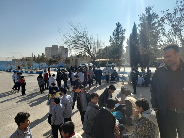 بازارچه کسب و کار مدرسه: فرصتی برای یادگیری و خلاقیت