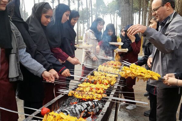 برگزاری اردو تمشک دختران  شهرستان شهریار