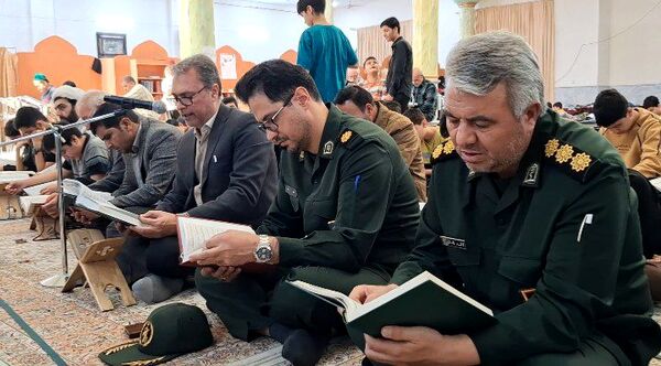 محفل قرآنی معتکفین مسجد جامع کاشمر