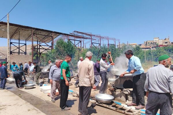 اطعام بزرگ عید غدیردر شهر بارنیشابور