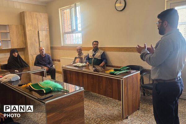 افتتاحیه طرح مصباح‌الهدی در هنرستان کبری زرگران ملارد 