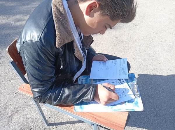 برگزاری آزمون جامع در دبیرستان مهندس حمیدیا