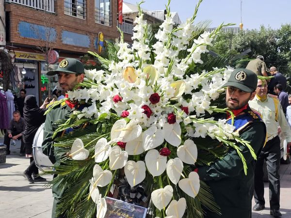 خروش بی‌نظیر سنندج در بدرقه شهید آسمانی رضا بسطامی