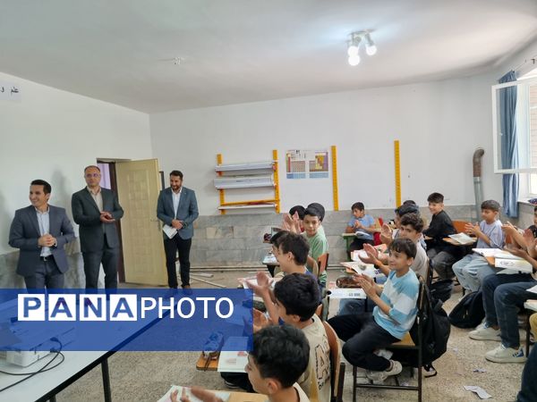 تقدیر از معلمان دبیرستان نمونه دولتی پژوهش آشخانه