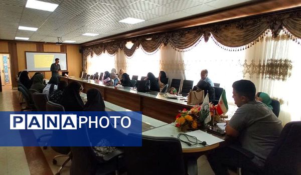 دوره فوق پیشرفته گویندگی «گامی برای بیان شما» در خبرگزاری پانا آذربایجان شرقی