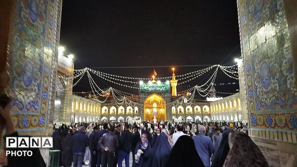 مراسم یادبود شهدا و دهه کرامت در حرم مطهر رضوی 