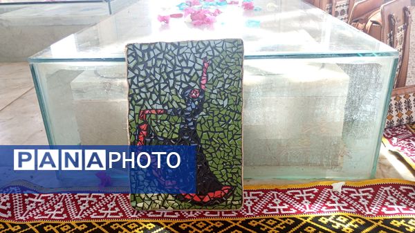 آوای هنر در هفته دولت؛ تقدیر از هنرمندان صنایع‌دستی در تپه شهدا گمنام