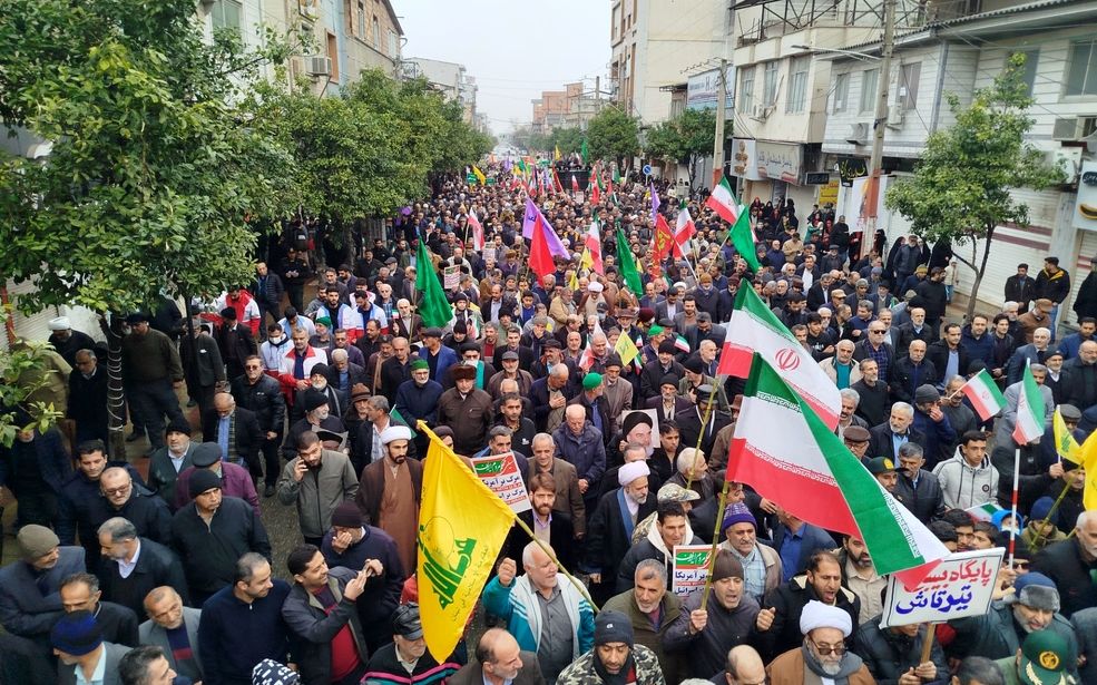 گلوگاه، همدل با تپش انقلاب 