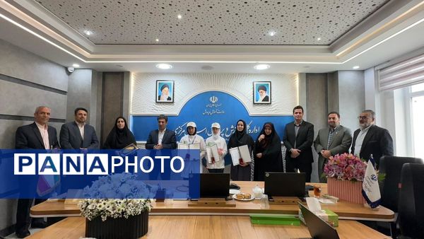 تجلیل سرپرست آموزش و پرورش استان مرکزی از دانش‌آموزان افتخارآفرین در المپیک دانش‌آموزی 