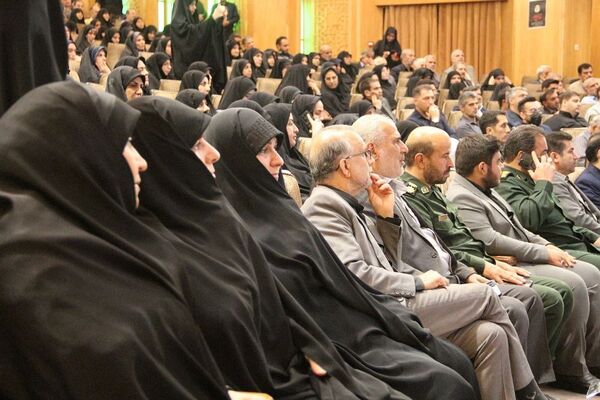 مراسم یادواره شهدای فرهنگی شهرری و گرامیداشت شهدای مقاومت در تالار شیخ صدوق شهرری
