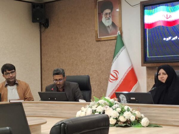 جلسه انجمن کتابخانه‌های عمومی شهرستان ابرکوه