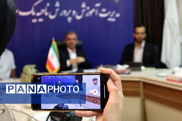 تقدیر از دانش‌آموز خبرنگاران پانا در ساری