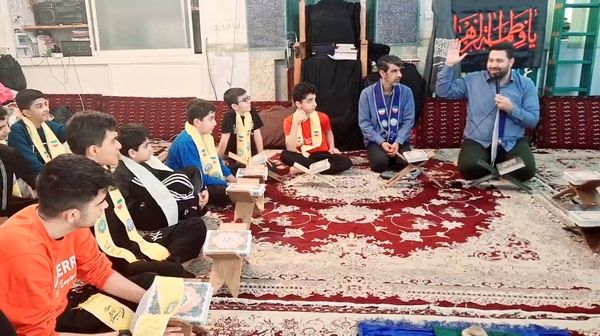 اعتکاف دانش‌آموزی در گرگان