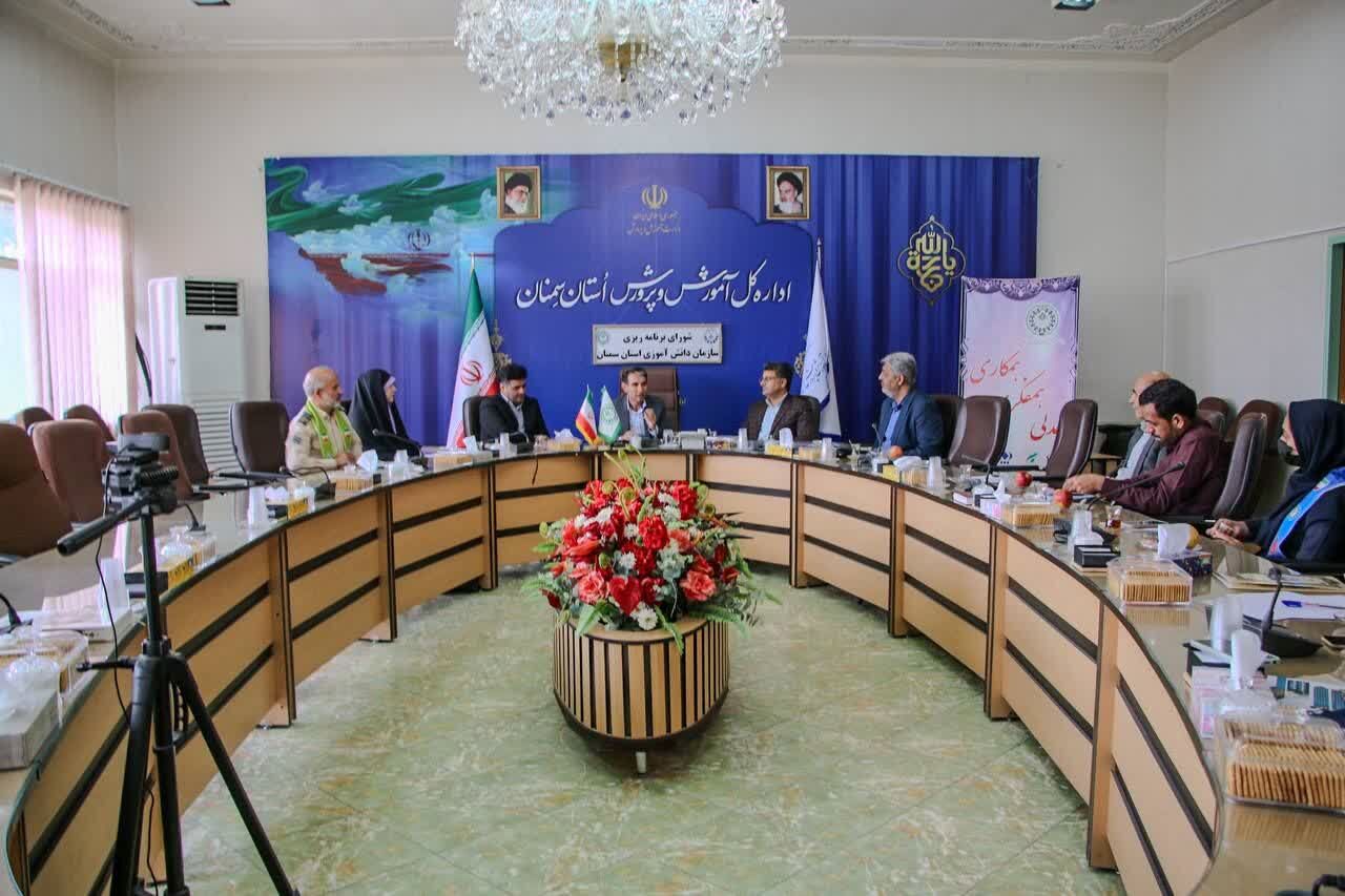 انتصاب مدیرکل آموزش و پرورش استان سمنان به عنوان رئیس شورای برنامه‌ریزی سازمان دانش‌آموزی استان