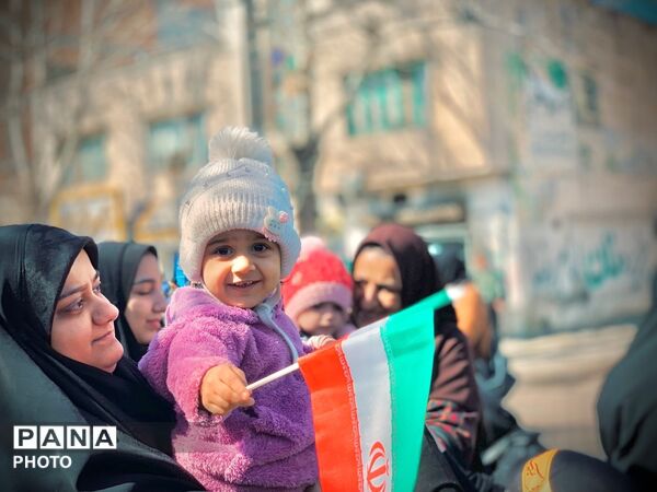 مردم گالیکش کفن پوش به میدان آمدند