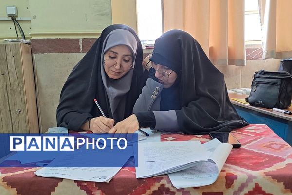  مسابقات قرآن و عترت دانش‌آموزی با حضور پرشور آینده‌سازان