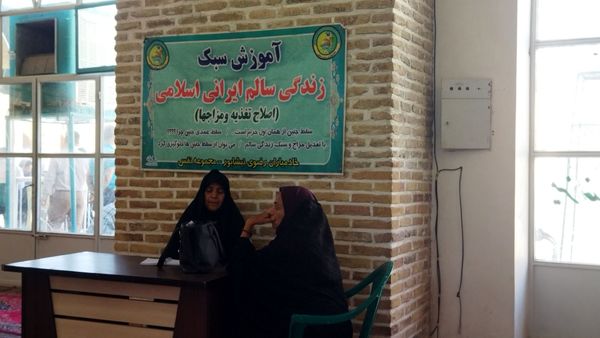میز خدمت ادارات نیشابور در نماز جمعه 