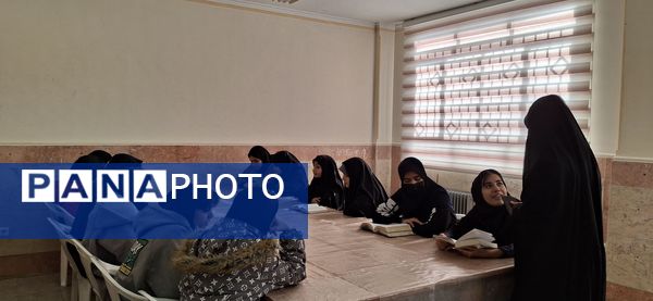 قرائت قرآن هدیه دانش آموزان دبیرستان شهید عیسی وند به روح سید حسن نصرالله