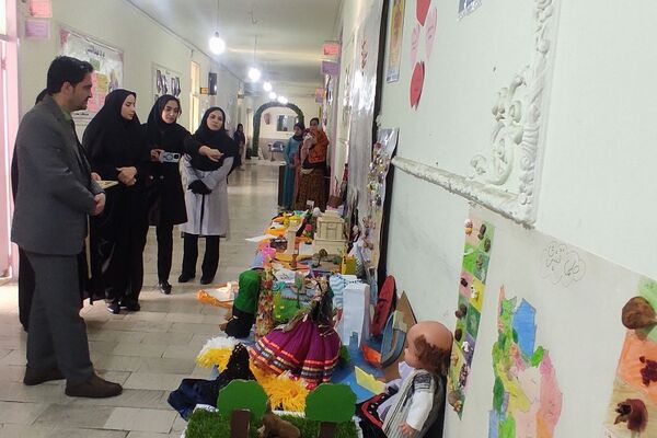 هنرهایی که نفس میکشند؛ با هنرمندی دانش‌آموزان دبستان امید بهارستان‌دو