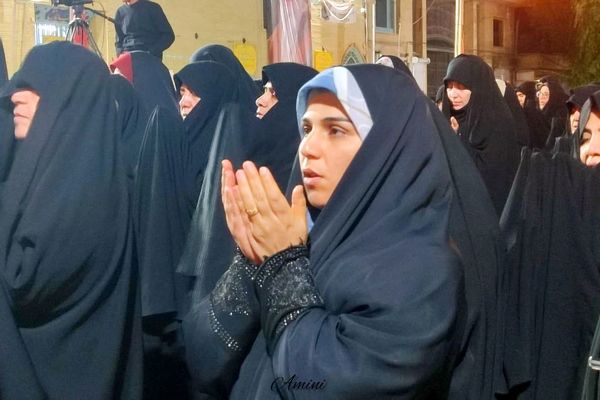 تجمعات حماسی در نجف آباد همراه با اقامه نماز استغاثه
