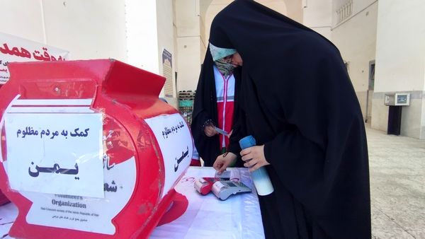 برپایی میز خدمت در مصلی نماز جمعه شهرستان خلیل‌آباد