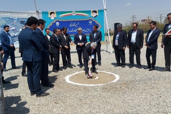 کلنگ‌زنی پردیس علم و فناوری دانشگاه بوعلی‌سینا با حضور وزیر علوم