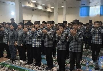 تابیدن نورِ هدایت در مدرسه