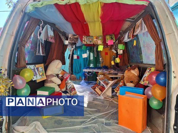 جشن کتابنوش در ناحیه۶ مشهد