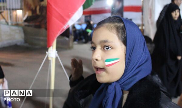 حضور پرشور نوجوانان مبارز در کافه رسانه اردبیل