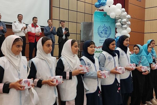 تجلیل از حافظان سلامت و ایمنی در رباط کریم