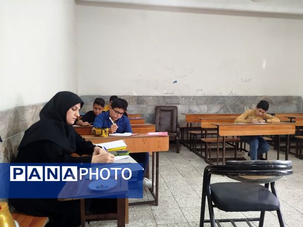  مصاحبه دانش آموزان ورودی هفتم دبیرستان نمونه دانش کاشمر