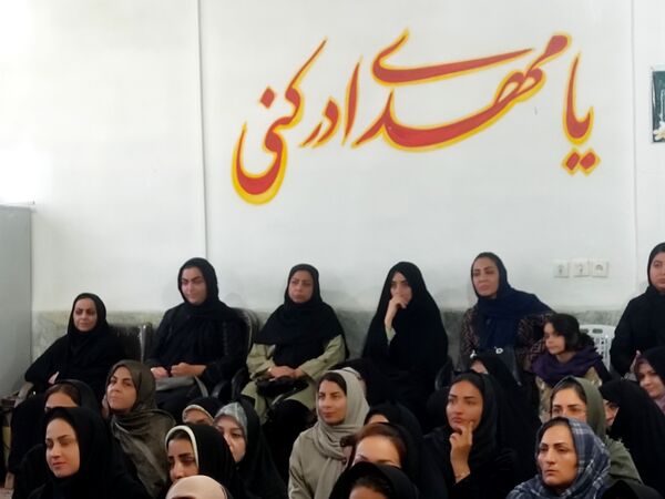 جلسه هدایت تحصیلی با والدین در دبیرستان فیاض 