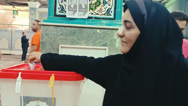 حضور فرهنگیان ناحیه ۲ اهواز در چهاردهمین دوره انتخابات ریاست جمهوری