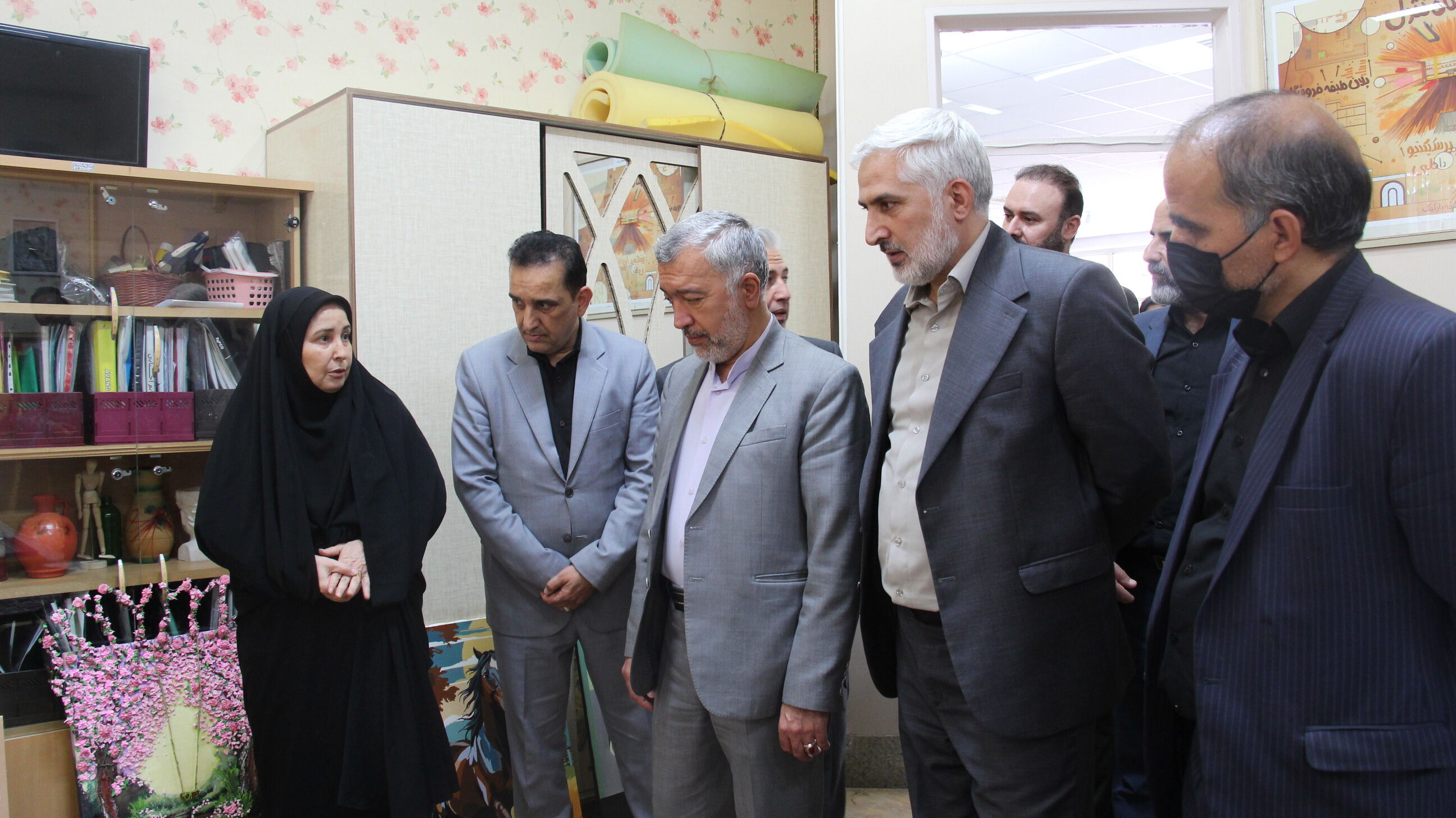 بازدید از کارگاه های کارآموزی- کارورزی در هنرستان بصیرت