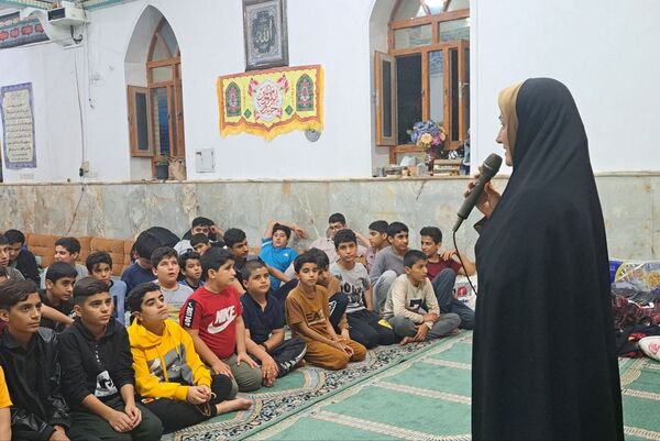 اعتکاف دانش‌آموزی در گناوه
