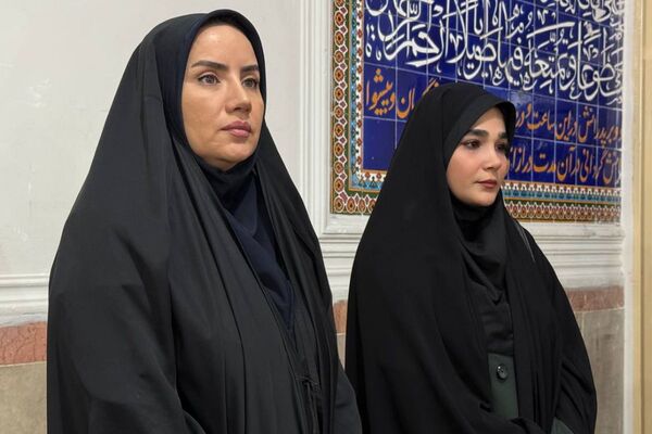 مسابقات فرهنگی و هنری  در دبیرستان شهید تاجیک بهارستان دو